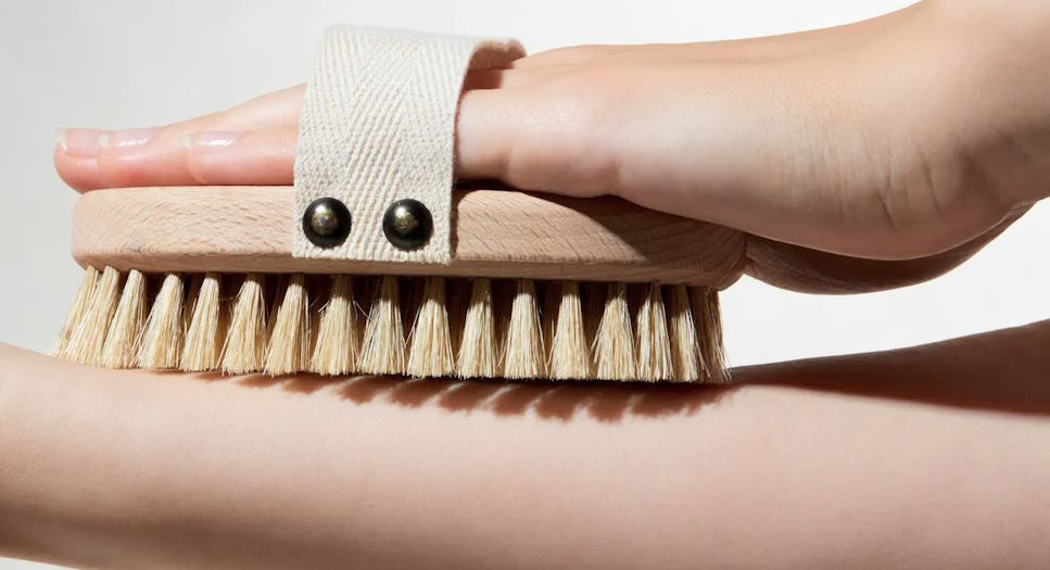 dry brushing stimulates the lymphatic system